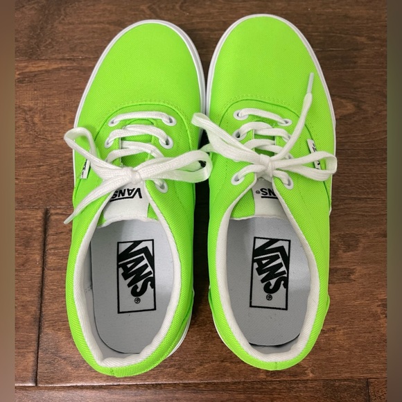 NWOB Vans Neon Lime Green Sneakers Size 6 - Picture 5 of 9